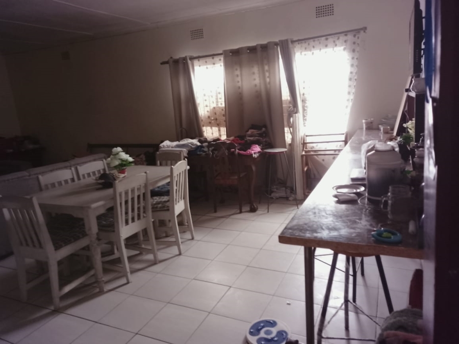 5 Bedroom Property for Sale in Oos Einde North West
